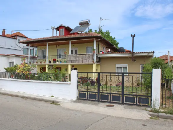 Detached House Of 150 M² In Olympic Coast