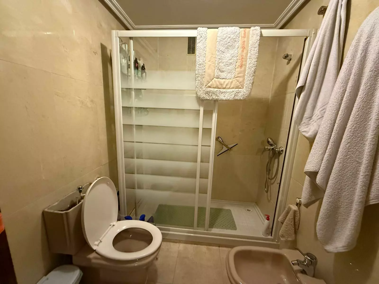 Apartment Of 90 M² With City Views In Madrid