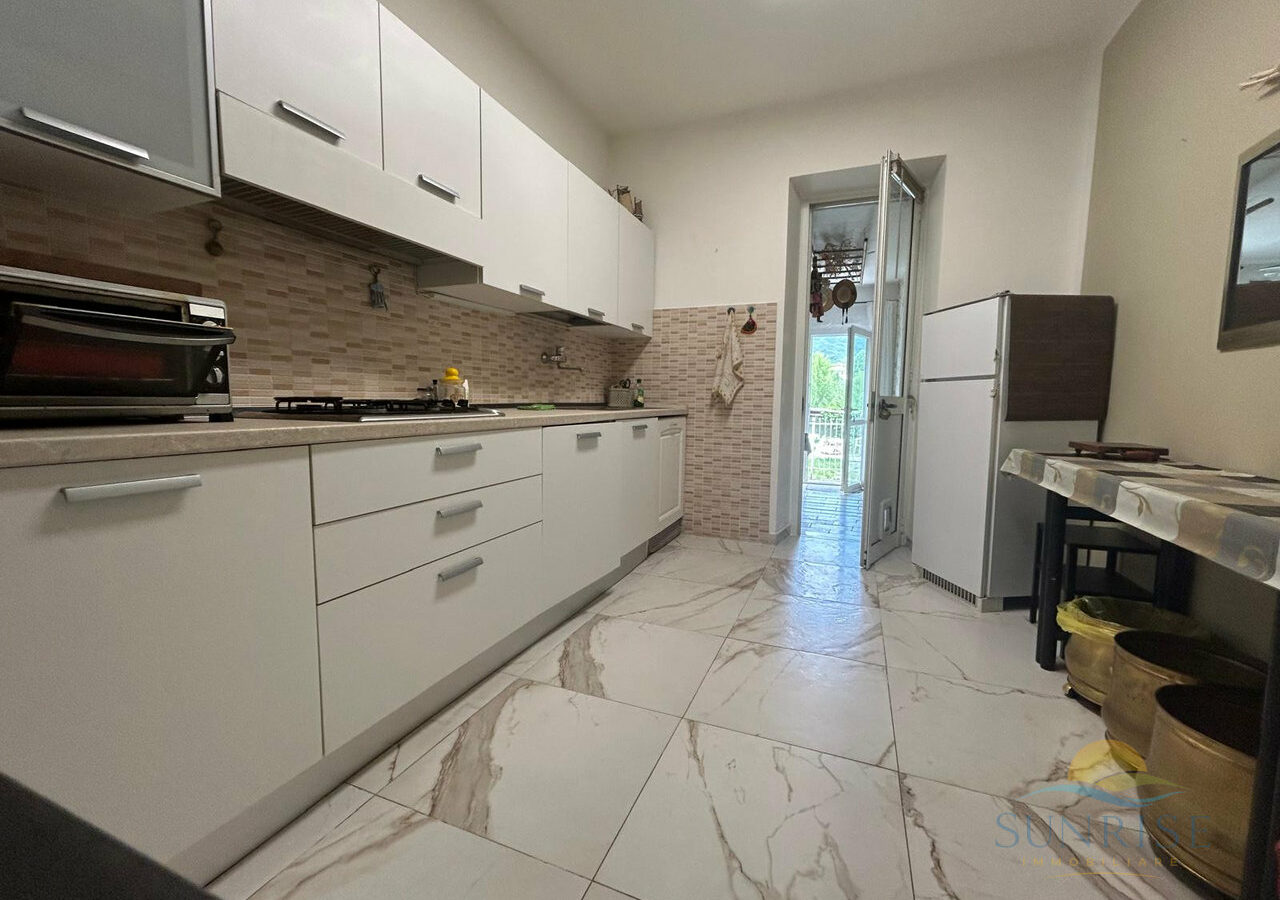 Terraced House Of 120 M² With Garden In Savignone
