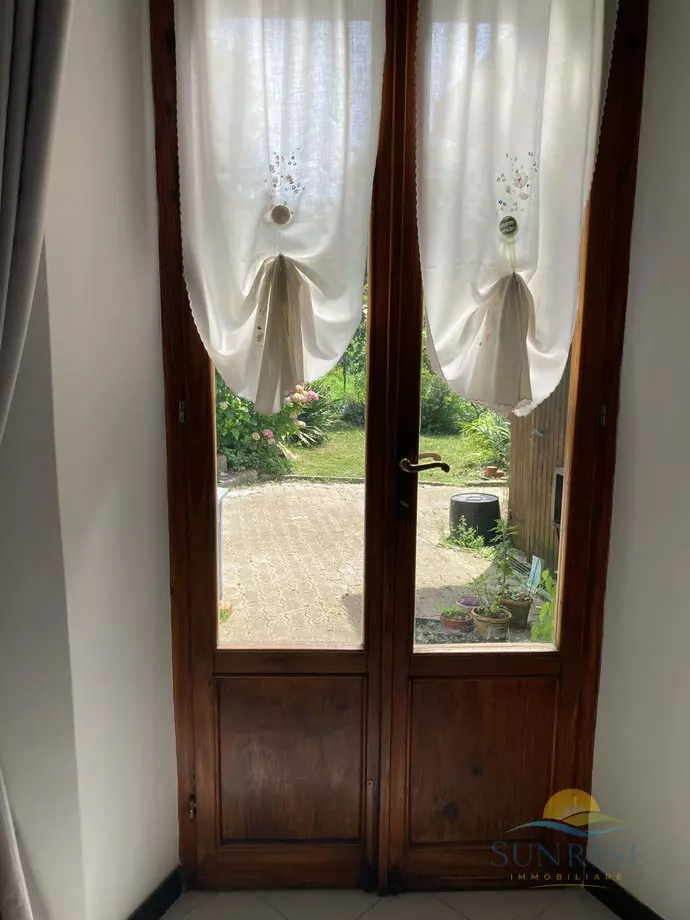Detached House Of 150 M² In Borgo Fornari