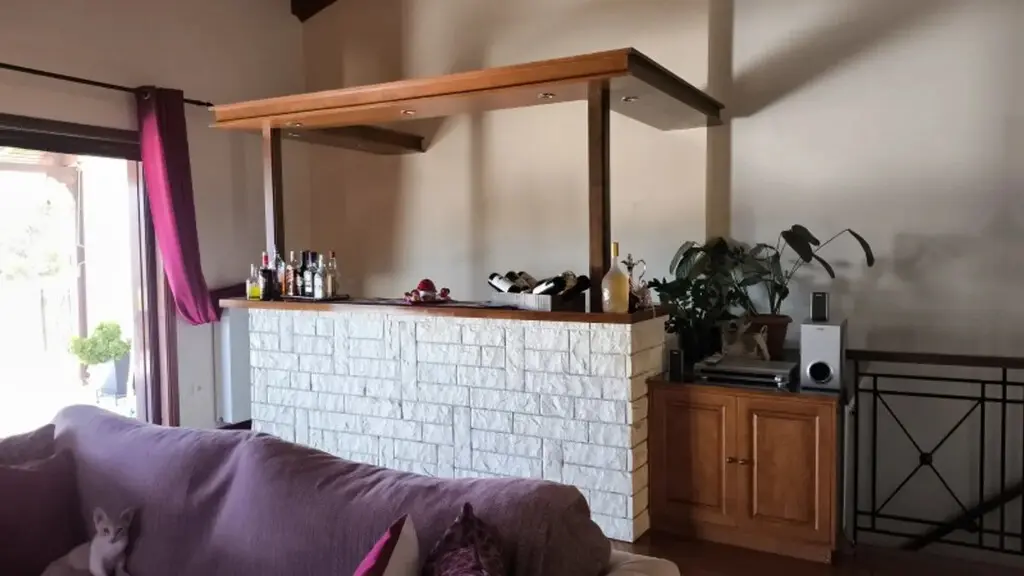 For Sale Detached House 201 M² In Attica
