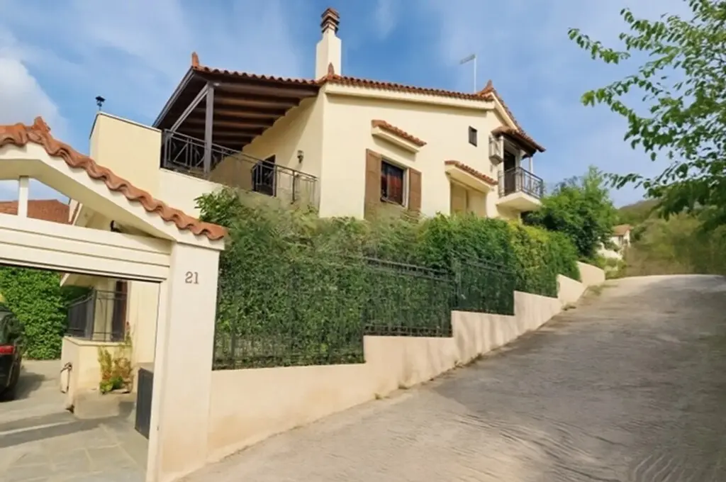 For Sale Detached House 201 M² In Attica