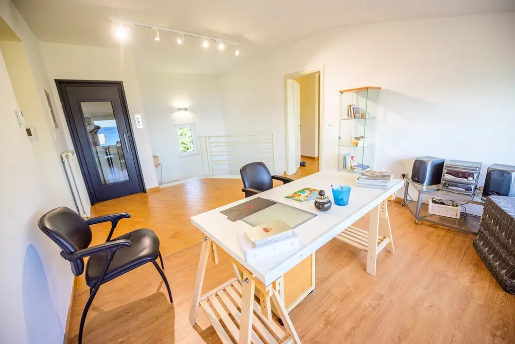 Villa Of 384 M² In Attica