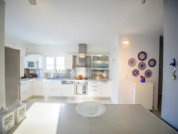 Villa Of 384 M² In Attica