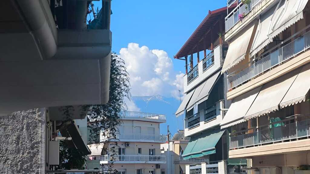 For Sale Flat 137 M² On The Olympic Coast