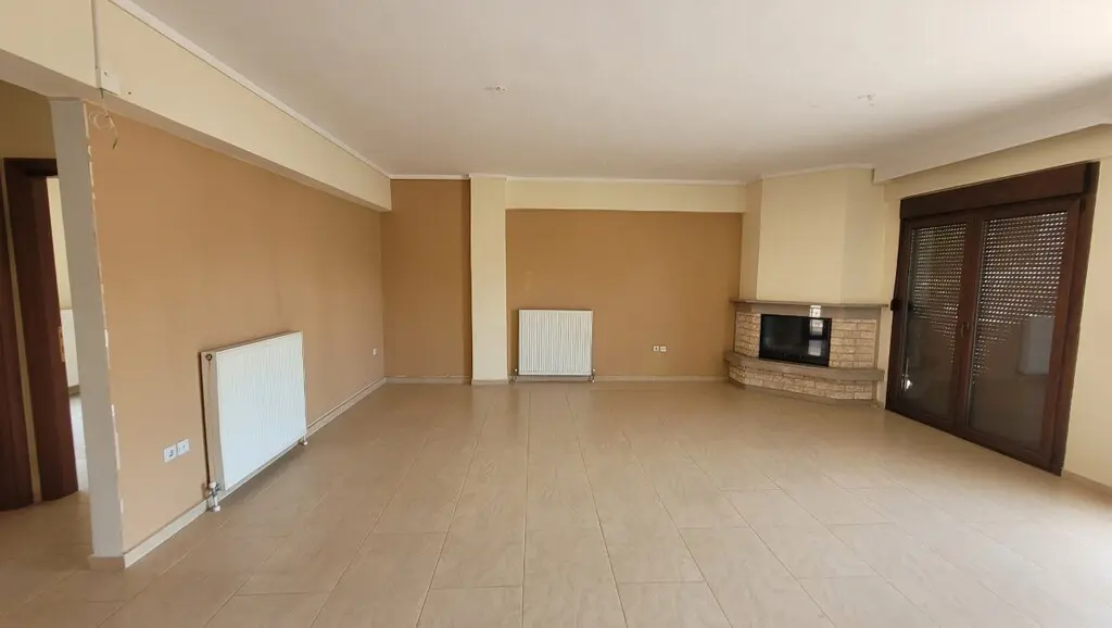 Flat Of 110 M² In The Suburbs Of Thessaloniki
