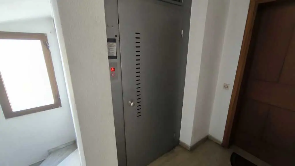 For Sale Flat 137 M² On The Olympic Coast