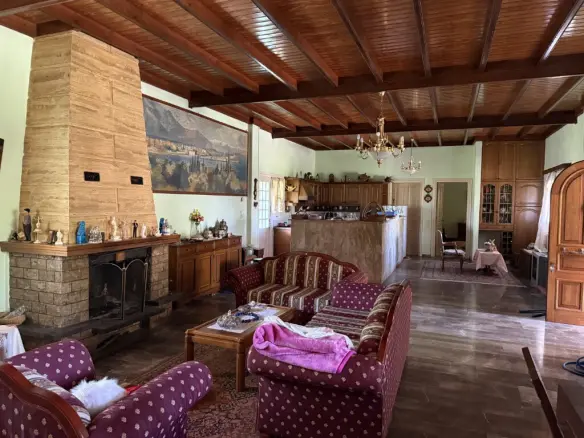 Complex Of 544 M² In Corfu