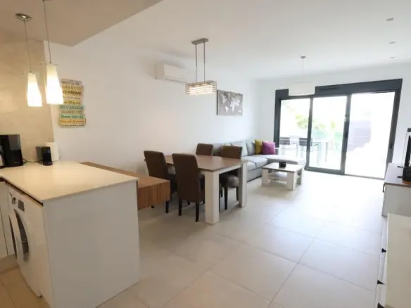 Apartment Of 77 M² In Guardamar Del Segura