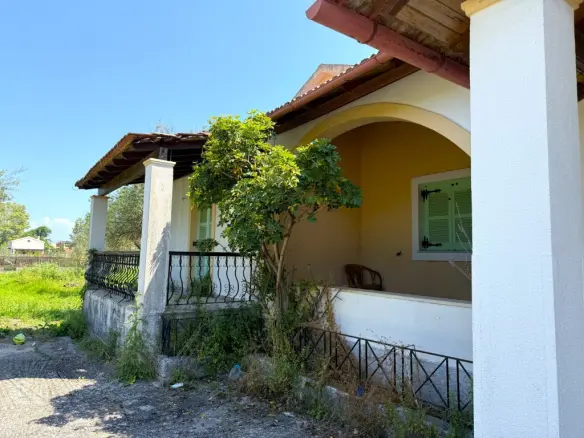 Complex Of 544 M² In Corfu