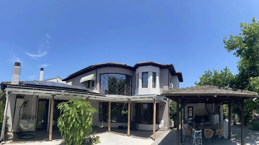 For Sale Detached House 660 M² In The Suburbs Of Thessaloniki
