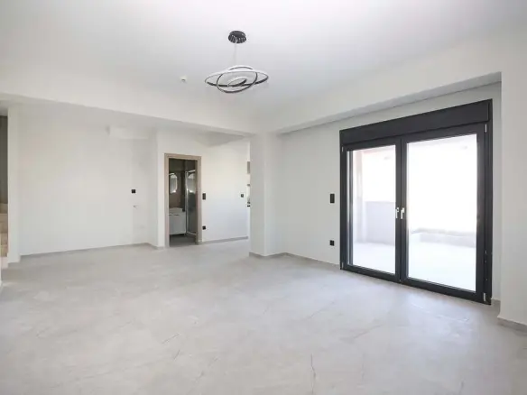 Duplex Of 131 M² In Thessaloniki