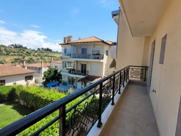 Flat Of 110 M² In The Suburbs Of Thessaloniki