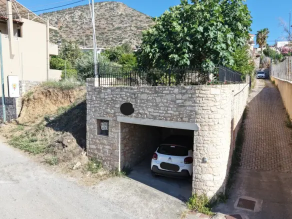 Detached House Of 116 M² In Crete