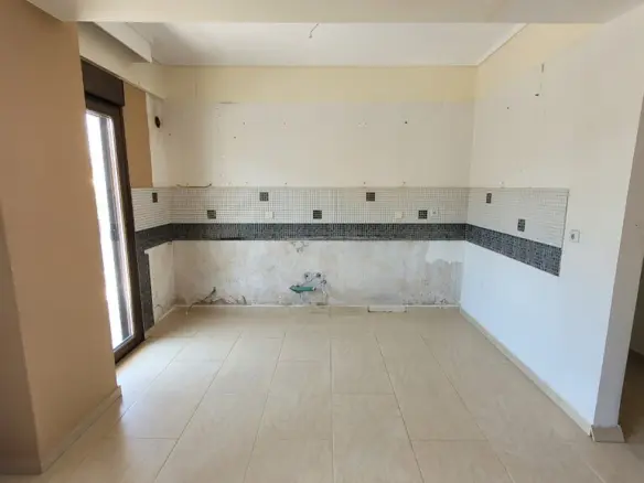 Flat Of 110 M² In The Suburbs Of Thessaloniki
