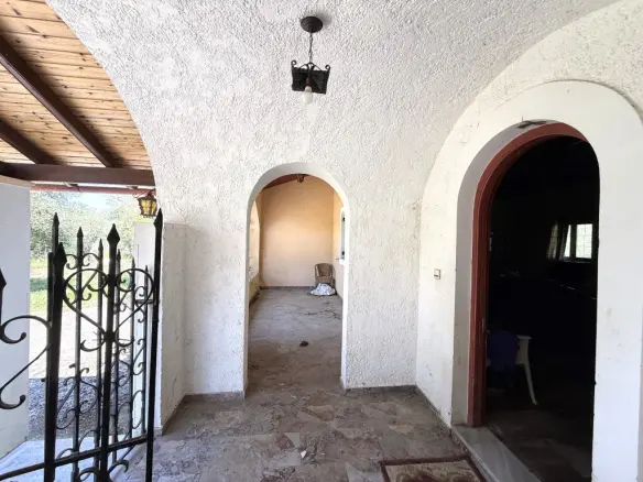 Complex Of 544 M² In Corfu