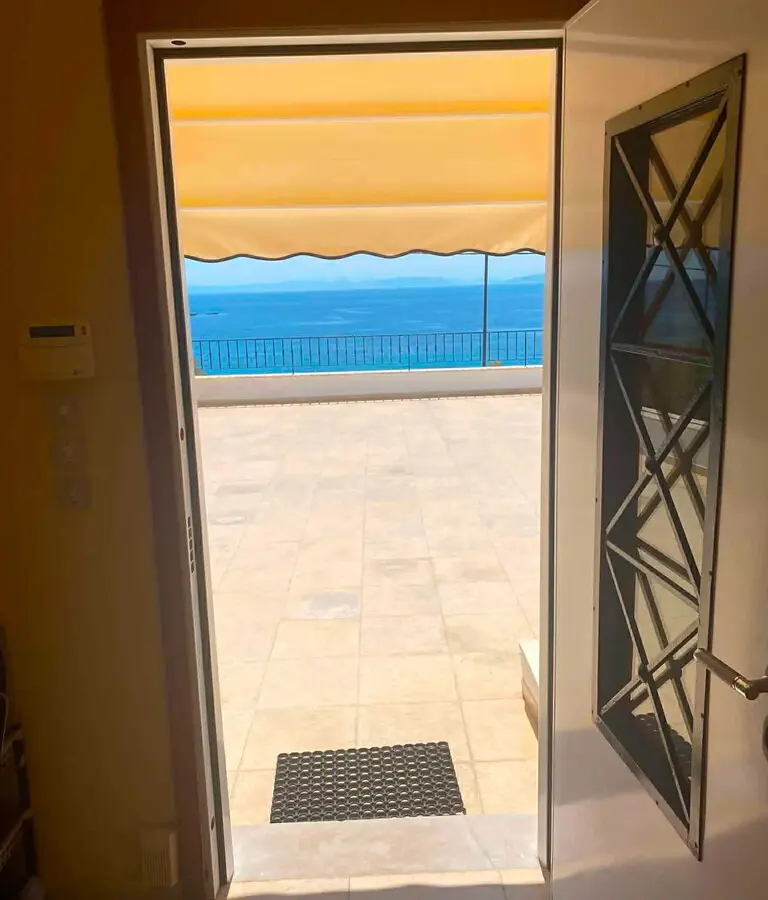 Detached House Of 325 M² In Attica