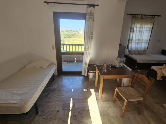 Hotel Of 970 M² In Crete