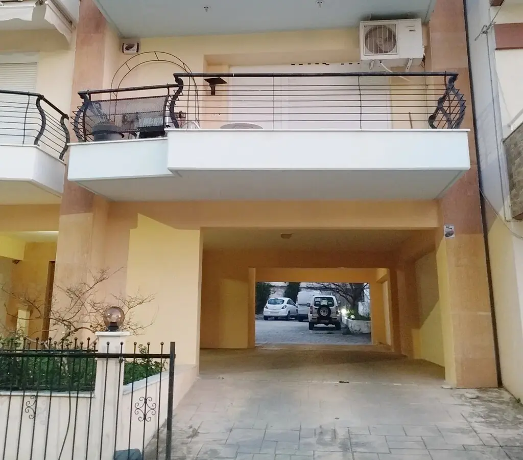 Flat Of 100 M² In The Suburbs Of Thessaloniki