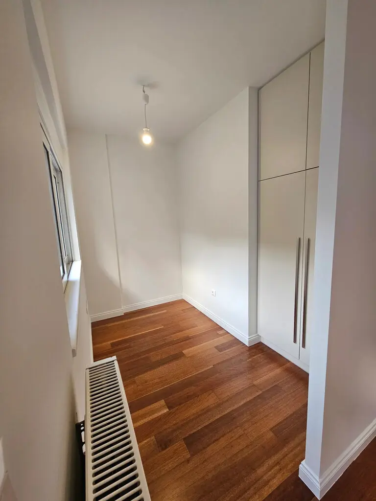 For Sale Detached House 215 M² In Athens