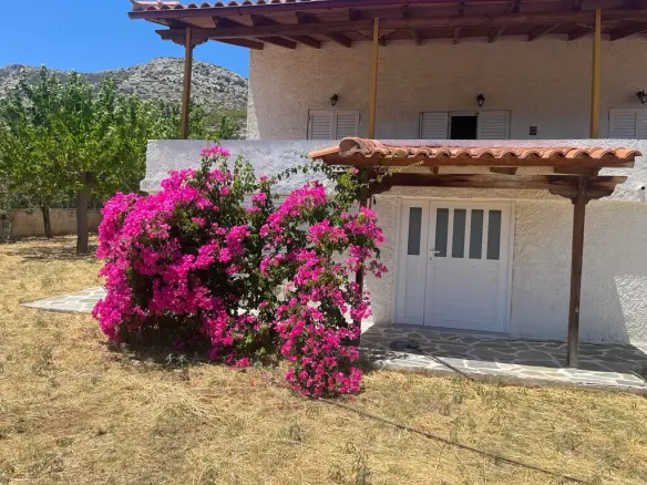 Detached House Of 165 M² In Attica