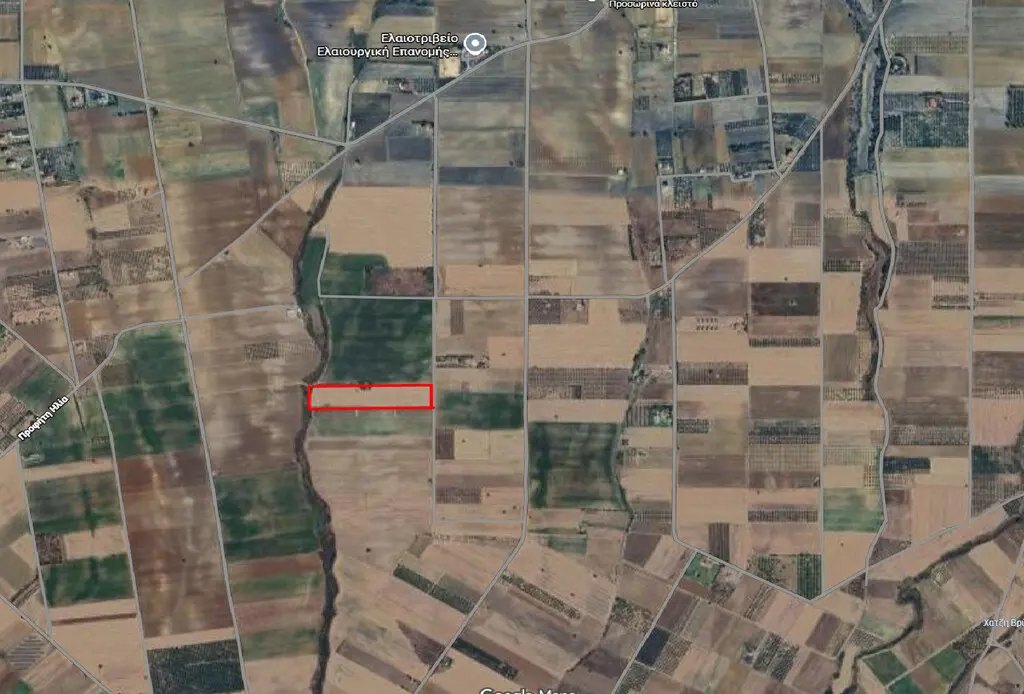 Land Of 10250 M² In The Suburbs Of Thessaloniki