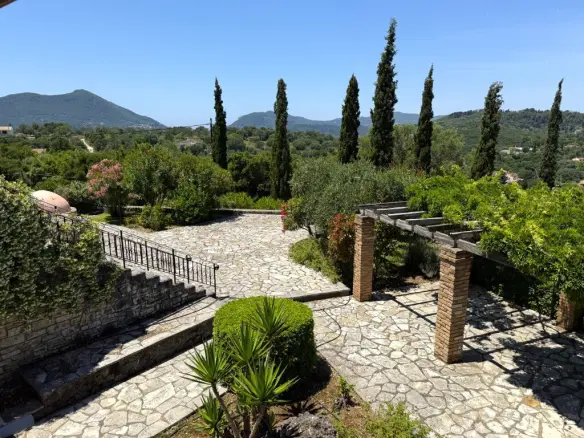 Villa Of 342 M² In Corfu