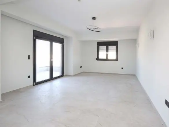 Duplex Of 131 M² In Thessaloniki