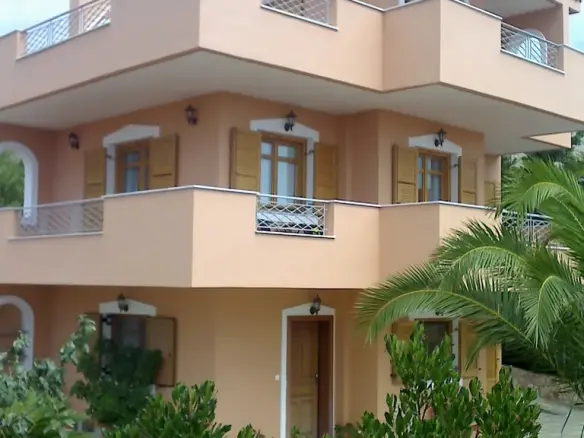 Detached House Of 165 M² In Attica