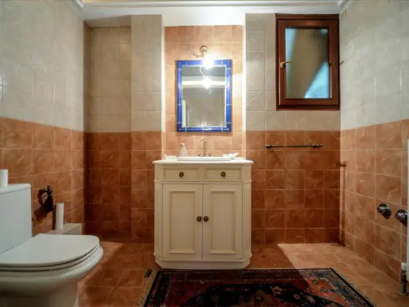 Villa Of 580 M² In The Suburbs Of Thessaloniki