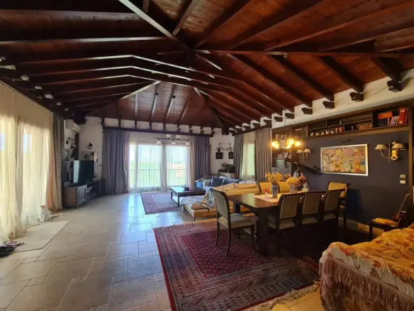 Detached House Of 660 M² In The Suburbs Of Thessaloniki