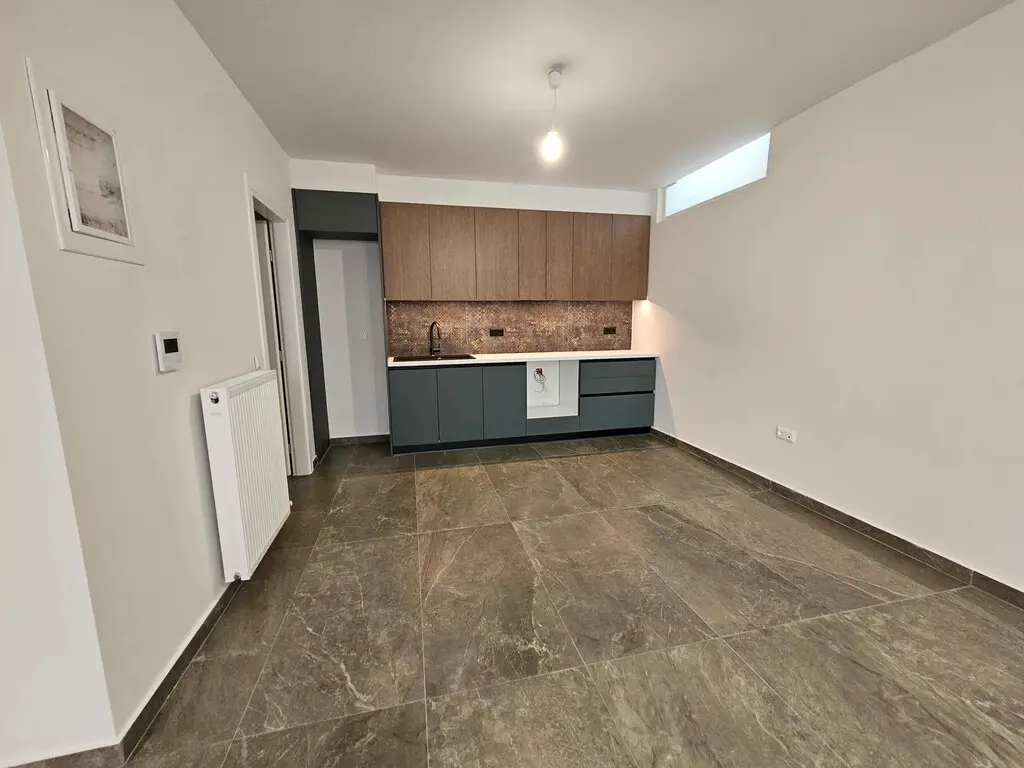 For Sale Detached House 215 M² In Athens