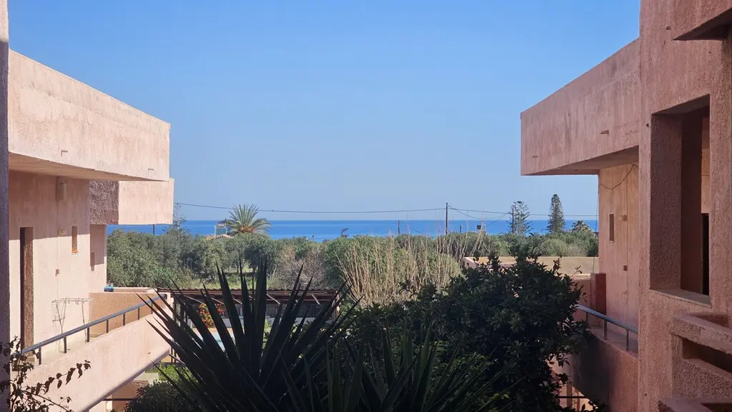 For Sale Hotel 970 M² In Crete