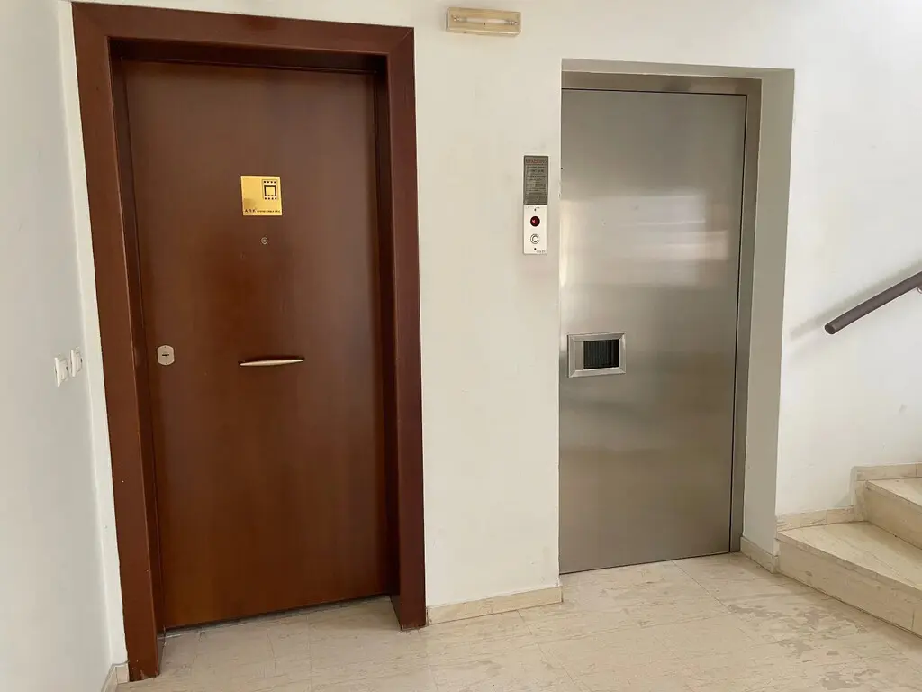 For Sale Flat 94 M² In Athens