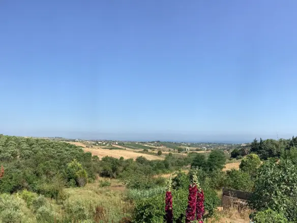Detached House Of 660 M² In The Suburbs Of Thessaloniki