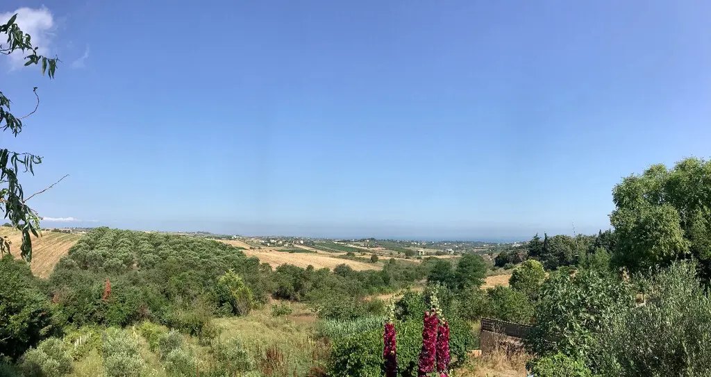For Sale Detached House 660 M² In The Suburbs Of Thessaloniki