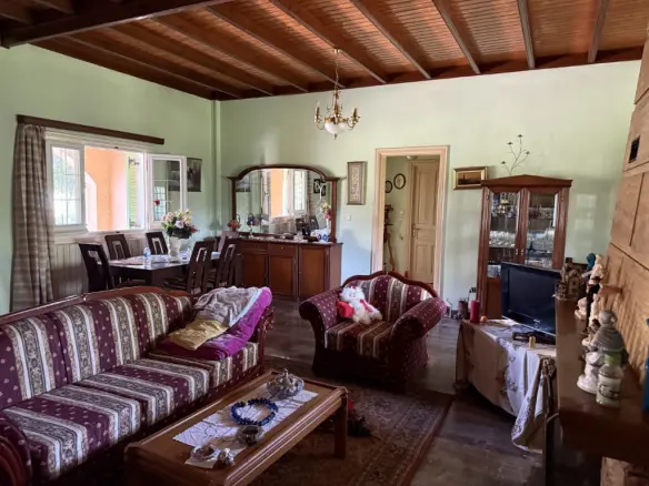 Complex Of 544 M² In Corfu