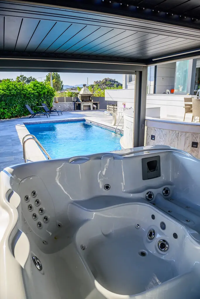 Villa Of 384 M² In Attica