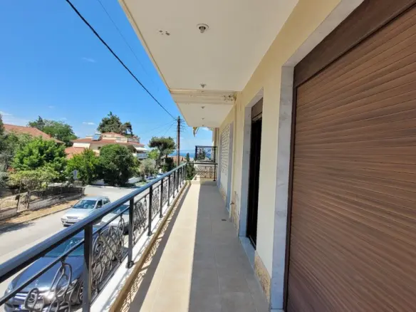 Flat Of 110 M² In The Suburbs Of Thessaloniki