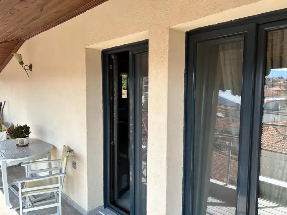 Flat Of 105 M² In Olympic Coast