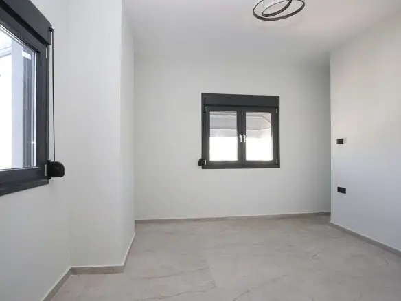 Duplex Of 131 M² In Thessaloniki