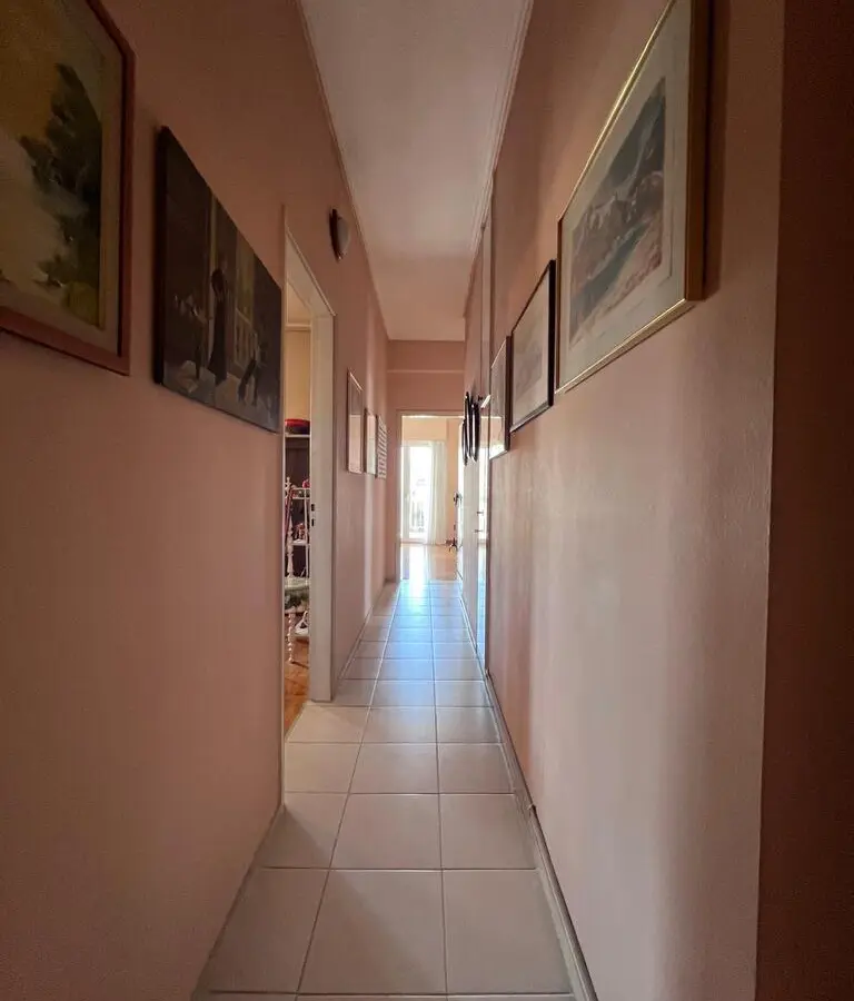 Flat Of 156 M² In Athens