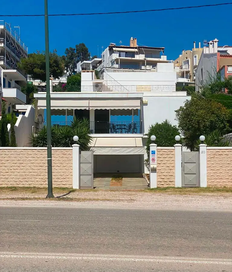 Detached House Of 325 M² In Attica