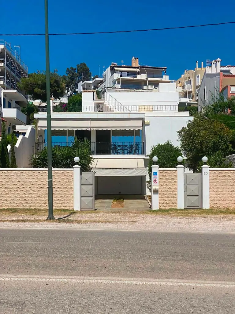 For Sale Detached House 325 M² In Attica