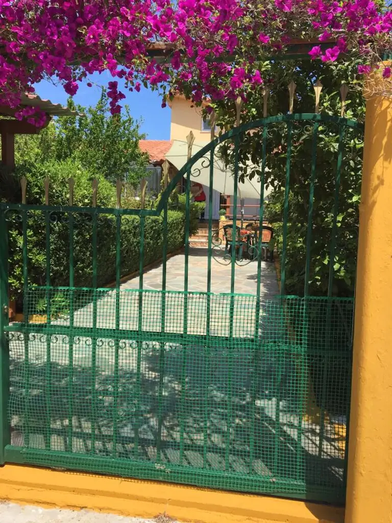 For Sale Detached House 110 M² In Attica
