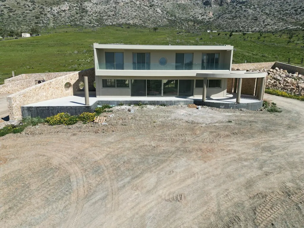 For Sale Villa 600 M² In Attica