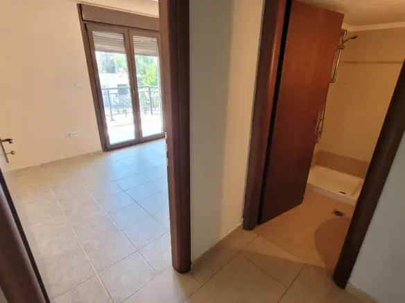 Flat Of 110 M² In The Suburbs Of Thessaloniki