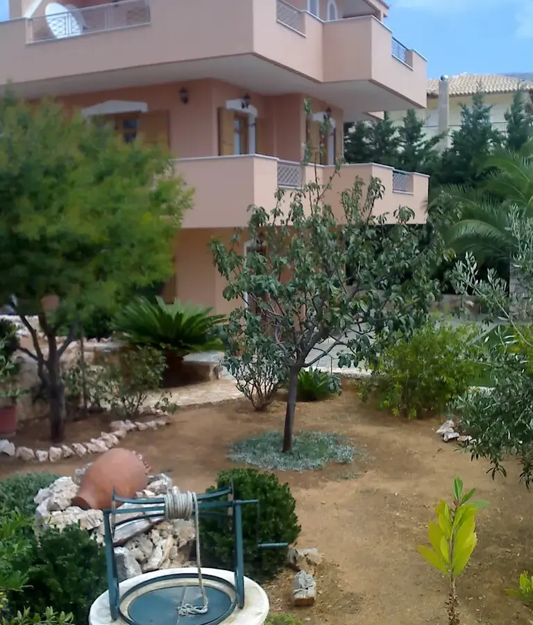 Detached House Of 165 M² In Attica
