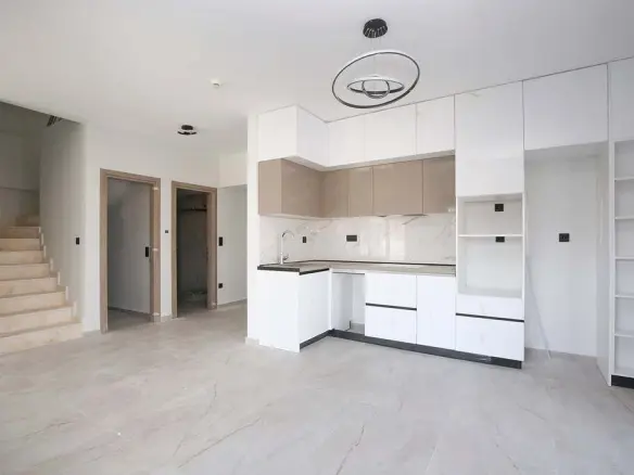 Duplex Of 131 M² In Thessaloniki