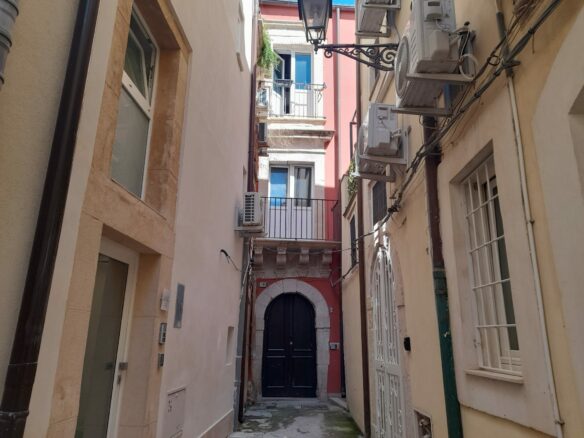 Apartment Of 78 M² With Balcony And Parking In Cutali